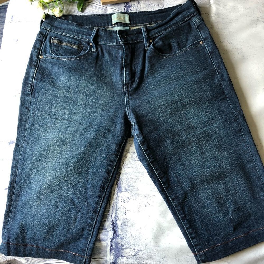 LEVIS 515 DENIM/JEAN CAPRI/CROP SIZE 4